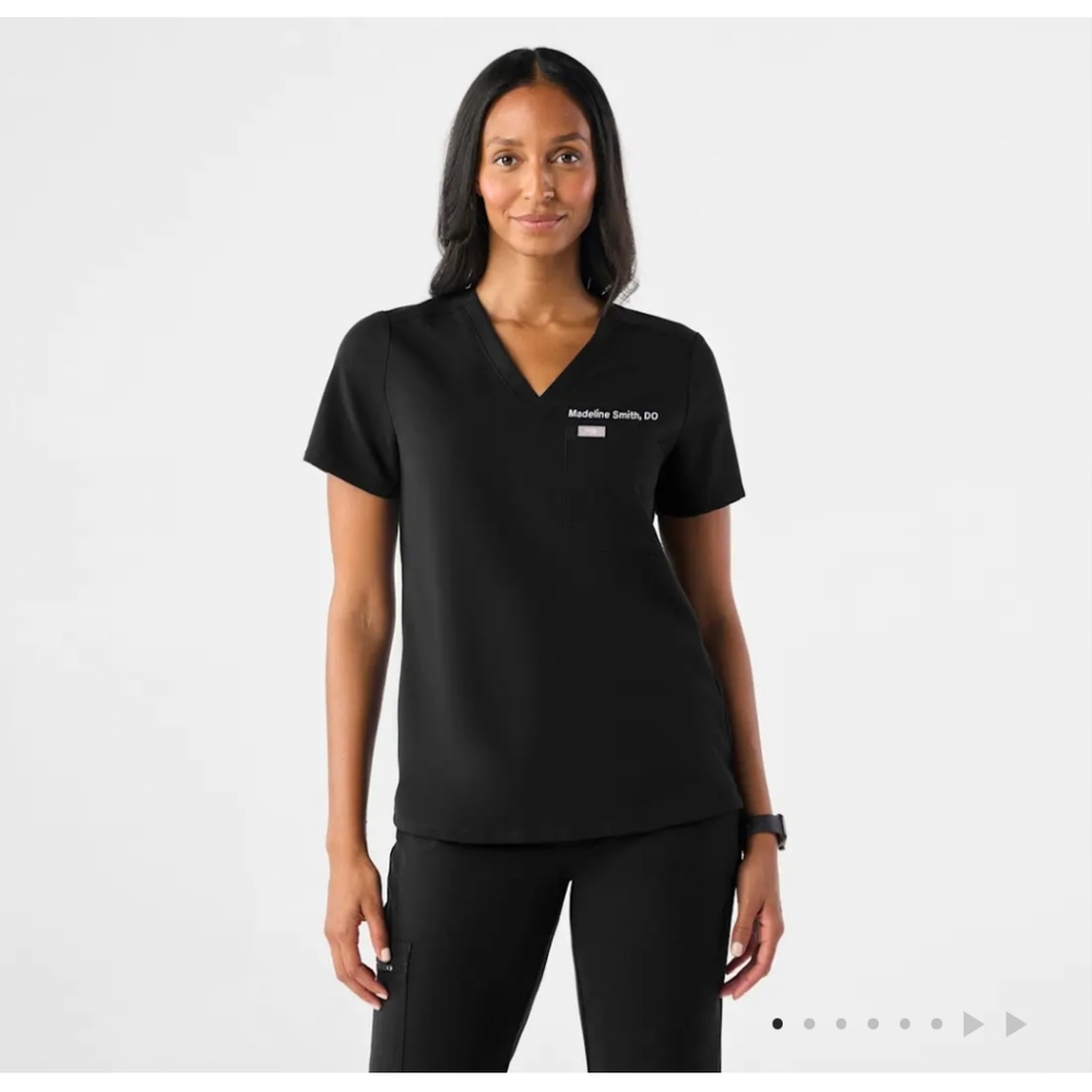 Figs Black Scrub Set